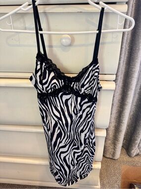 Women’s Zebra Print Lace Trim Cami Slip - Black & White